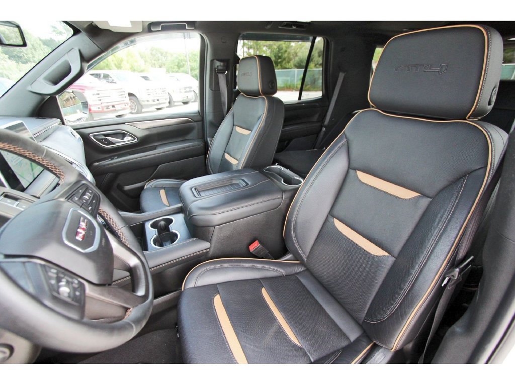 Used 2024 GMC Yukon AT4 w/ AT4 Premium Plus Package AWD/4WD image 34