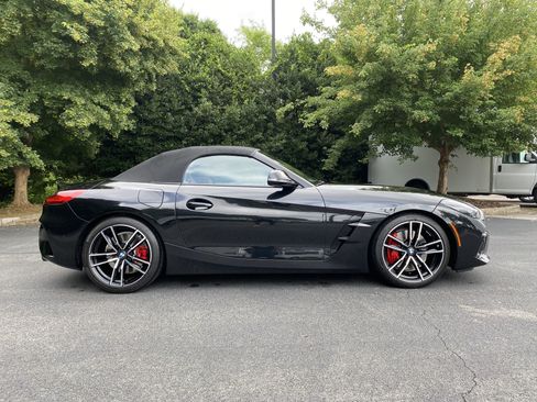 Used 2024 BMW Z4 M40i w/ Premium Package RWD image 10