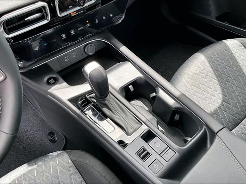 New 2026 Nissan Sentra SV w/ SV Convenience Package FWD image 7