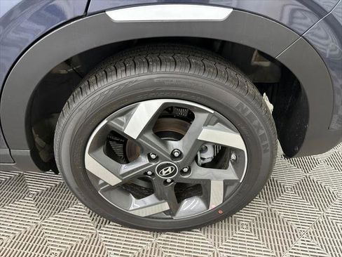 New 2026 Hyundai Venue SEL image 19