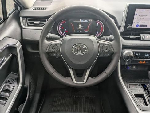 Used 2024 Toyota RAV4 XLE Premium image 30