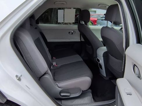 Certified 2022 Hyundai Ioniq 5 SE w/ Cargo Package RWD image 18