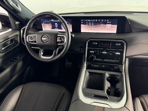 Used 2025 Nissan Armada SL w/ Captain's Chari Seat Package image 17
