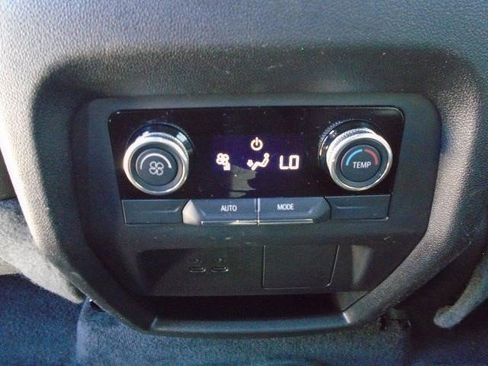 Certified 2025 Buick Enclave Preferred AWD/4WD image 28
