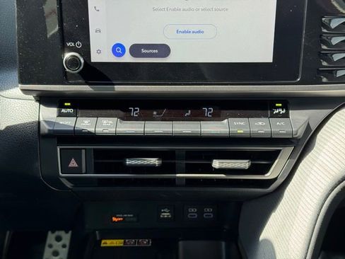 Certified 2025 Toyota Camry SE AWD/4WD image 12