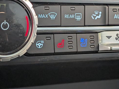 Used 2025 Ford F150 Lariat w/ Equipment Group 501A Mid AWD/4WD image 34