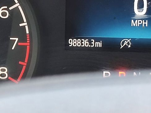 Used 2021 Ford F150 XLT image 32