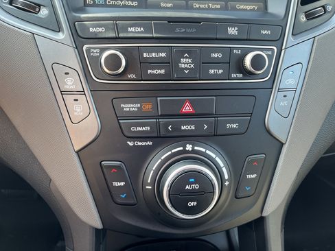 Used 2017 Hyundai Santa Fe Sport w/ 2.4L Tech Package 04 FWD image 29