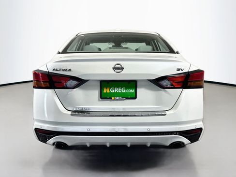 Used 2022 Nissan Altima 2.5 SV w/ SV Premium Package FWD image 8