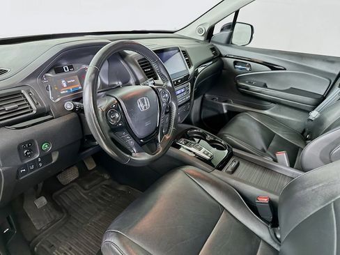Used 2016 Honda Pilot Touring image 10