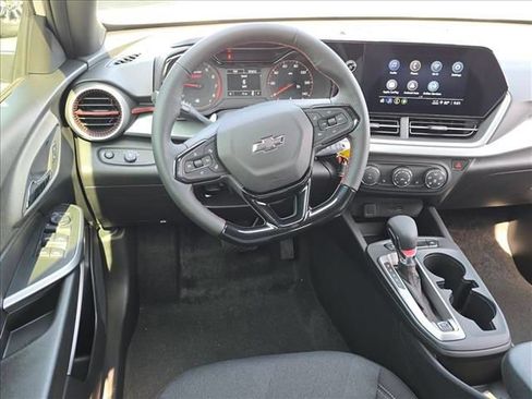 New 2026 Chevrolet Trax RS w/ Sunroof Package FWD image 19