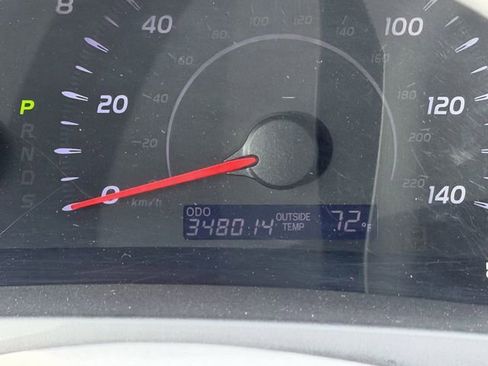 Used 2010 Toyota Camry LE FWD image 13