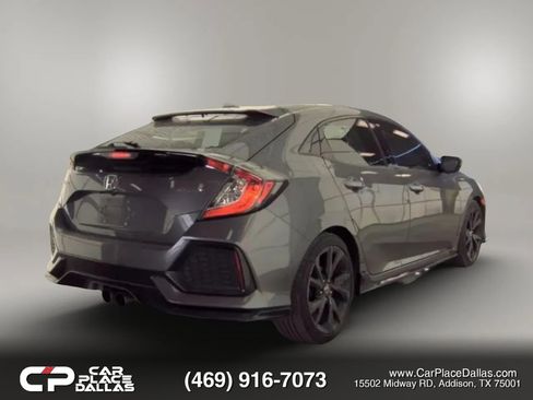 Used 2017 Honda Civic Sport image 5