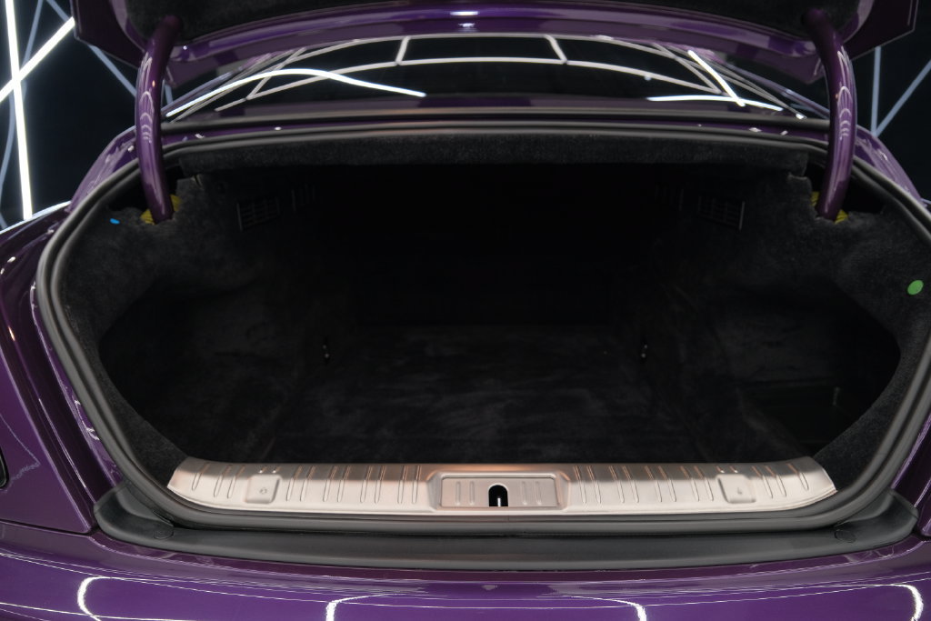 Used 2020 Rolls-Royce Wraith RWD image 32