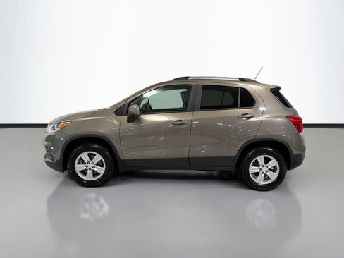 Used 2022 Chevrolet Trax LT w/ Driver Confidence Package AWD/4WD image 6