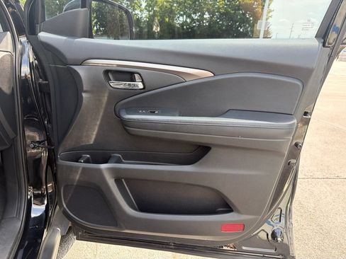 Used 2017 Honda Pilot EX-L image 27