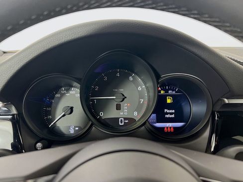 New 2026 Porsche Macan image 13