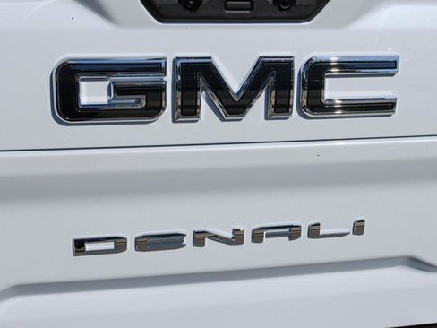 New 2026 GMC Sierra 3500 Denali Ultimate image 8