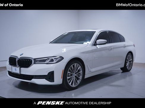 Used 2022 BMW 530i w/ Convenience Package image 1