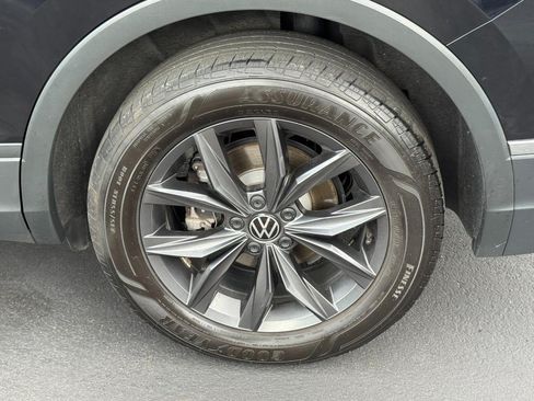 Used 2023 Volkswagen Tiguan SE FWD image 10