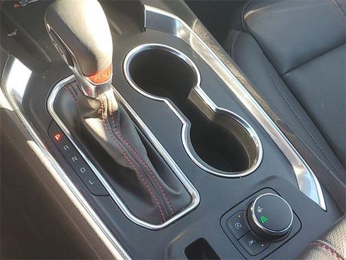 Certified 2023 Chevrolet Traverse RS image 29