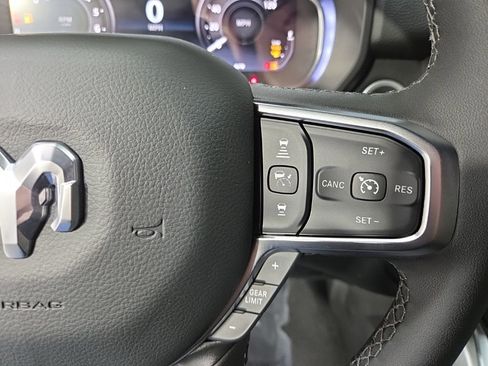New 2026 RAM 1500 Big Horn AWD/4WD image 15