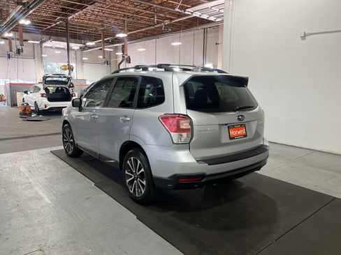 Used 2018 Subaru Forester 2.0XT Premium AWD/4WD image 11