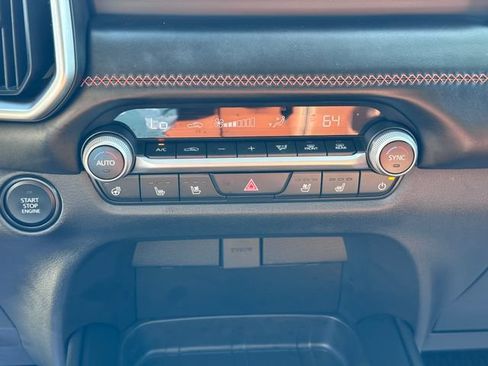 Used 2025 MAZDA CX-50 Meridian Edition w/ Apex Package AWD/4WD image 16