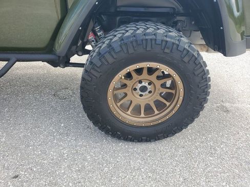 Used 2023 Jeep Gladiator Mojave w/ Trailer Tow Package image 19