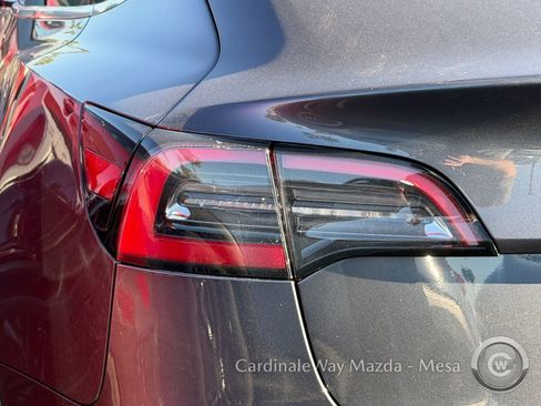 Used 2020 Tesla Model 3 Long Range image 11