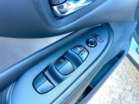 Used 2023 Nissan Murano S image 15