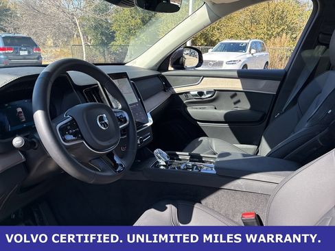 Certified 2025 Volvo XC90 B6 Plus image 18