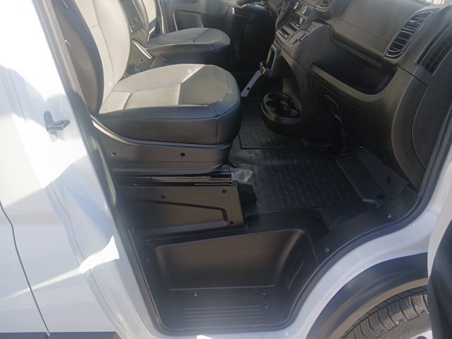 Used 2024 RAM ProMaster 2500 w/ Convenience Group FWD image 19
