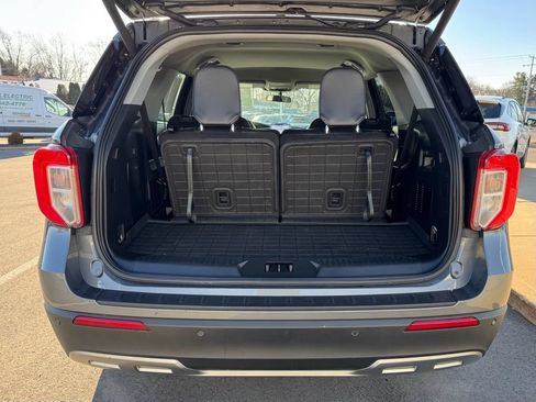 Certified 2024 Ford Explorer XLT w/ Equipment Group 202A AWD/4WD image 7