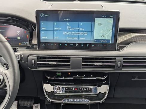 New 2026 Lincoln Corsair Reserve image 16