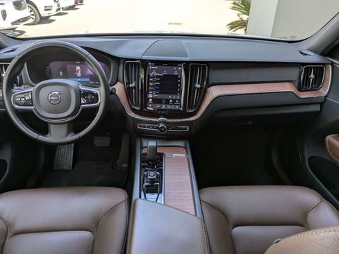 Used 2023 Volvo XC60 B5 Plus AWD/4WD image 15