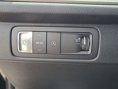 New 2026 Chevrolet Traverse LT w/ Midnight/Sport Edition image 24