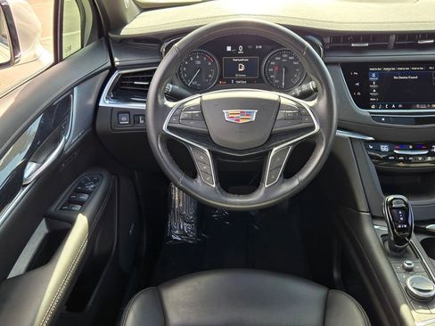 Used 2025 Cadillac XT5 Premium Luxury w/ Technology Package image 12