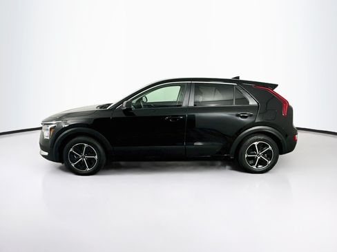 Used 2023 Kia Niro LX FWD image 4