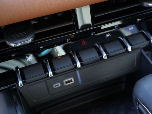 New 2025 GMC Canyon AT4 w/ Nightfall Edition image 28