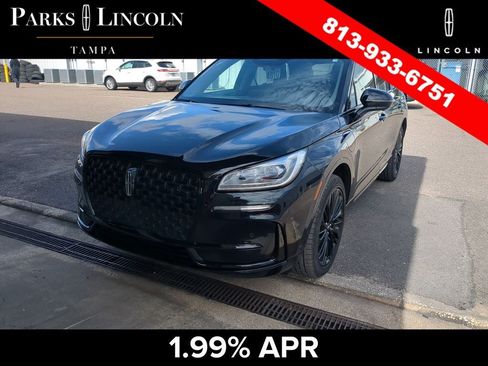 Used 2025 Lincoln Corsair Grand Touring w/ Equipment Group 301A AWD/4WD image 4