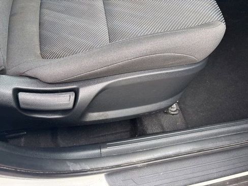 Used 2022 Kia Seltos LX AWD/4WD image 36