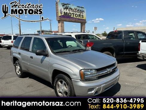 Used 2007 Chevrolet TrailBlazer LS w/ LS Preferred Equipment Group AWD/4WD image 1