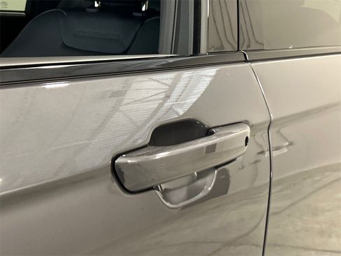 New 2025 Jeep Grand Cherokee Overland w/ Adv Protech Group III image 13