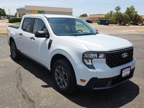 Used 2025 Ford Maverick XLT w/ Equipment Group 302A AWD/4WD image 6