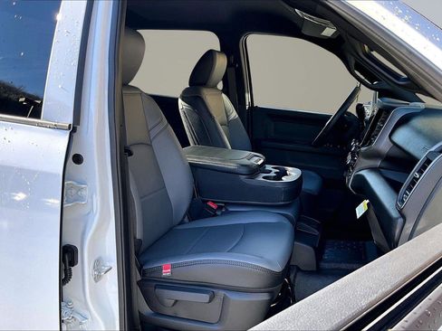 New 2026 RAM 5500 Tradesman w/ Chrome Appearance Group image 9