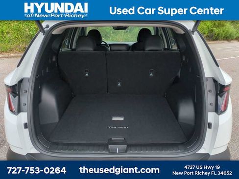 Used 2026 Hyundai Tucson Limited AWD/4WD image 12