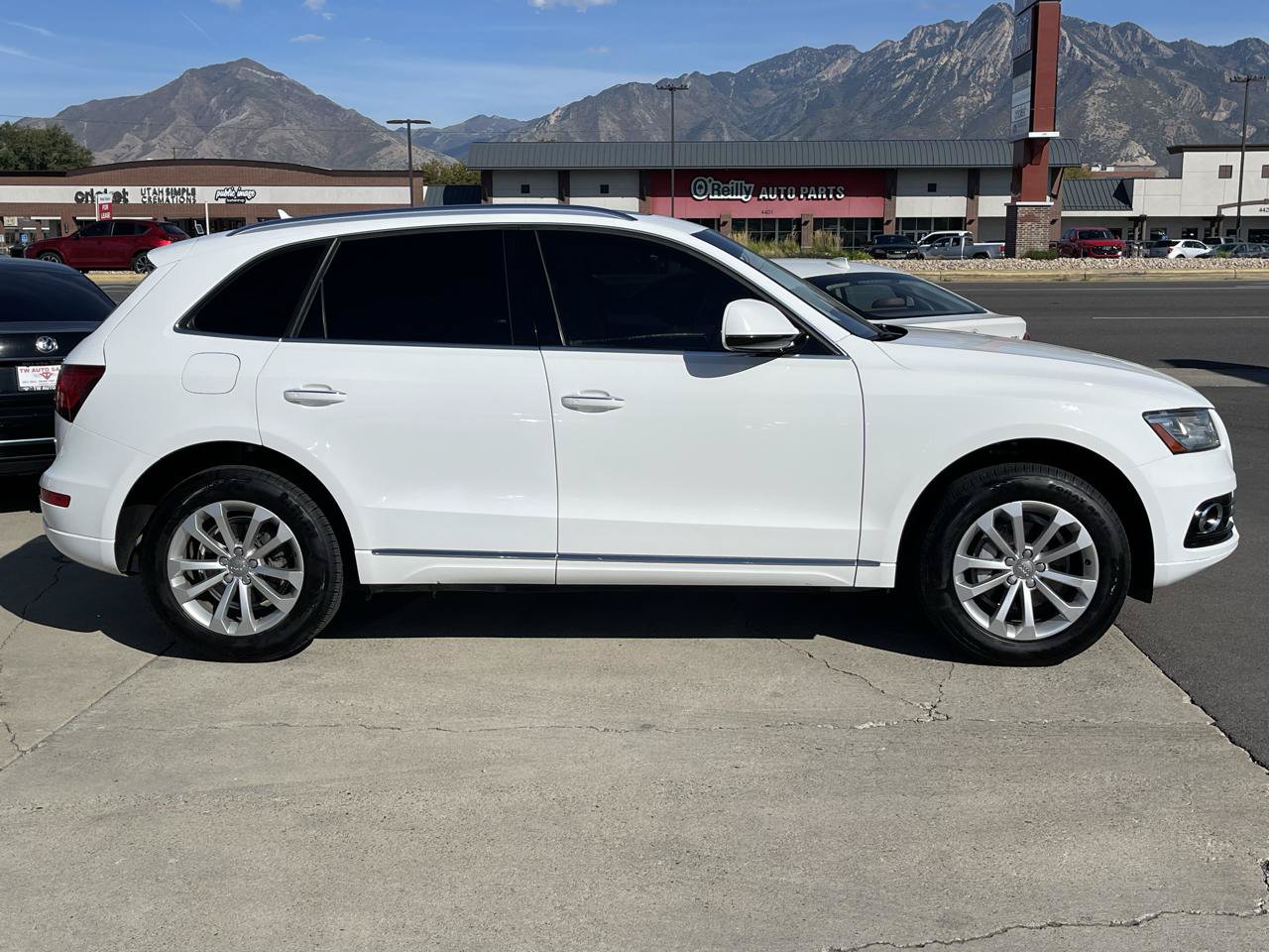 Used 2017 Audi Q5 2.0T Premium AWD/4WD image 4