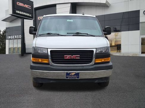 Used 2021 GMC Savana 2500 w/ Driver Convenience Package RWD image 18