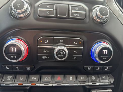 Used 2023 GMC Sierra 3500 Denali w/ Denali Black Diamond Edition AWD/4WD image 46